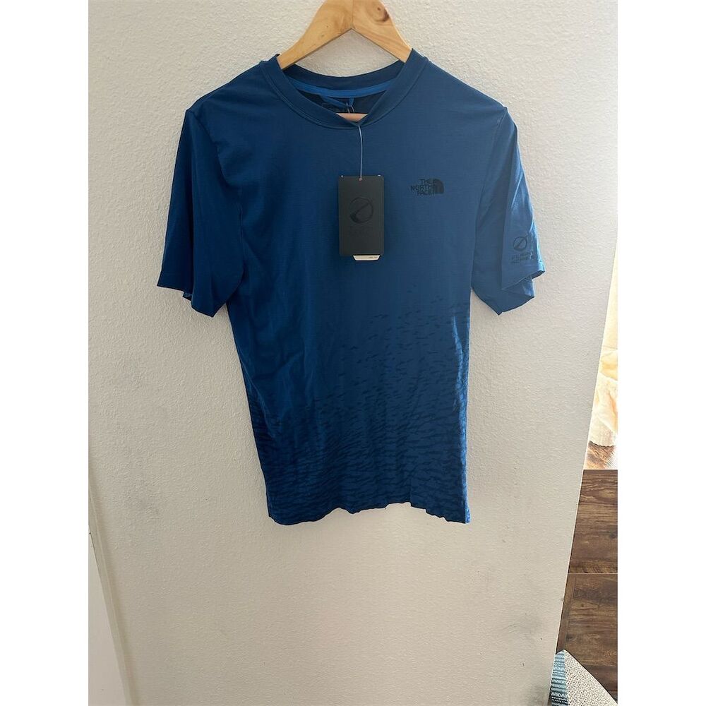 The North Face Men's Flight Series Blue Short Sleeve T-Shirt Size L